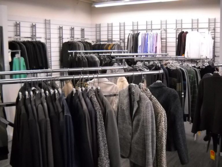 Designer Consignment clothing Store Toronto Extoggery